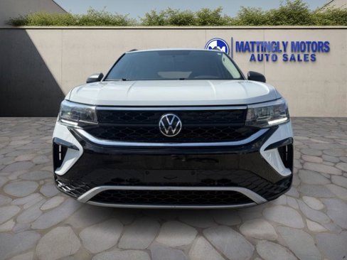 Used 2022 Volkswagen Taos S image 8