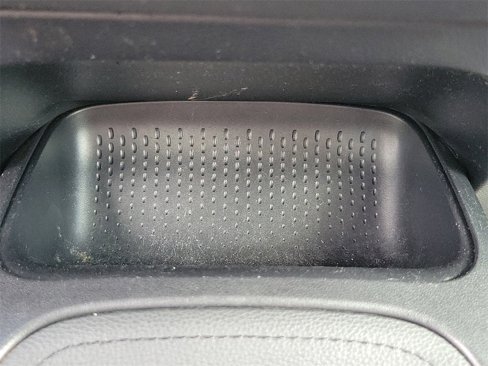 Used 2020 Toyota Corolla SE image 13