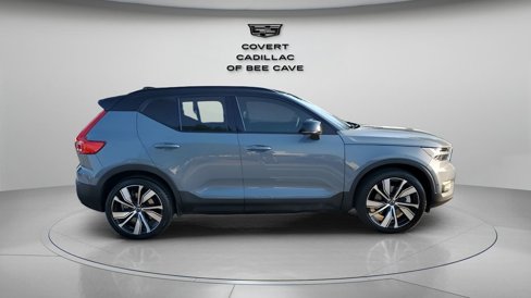 Used 2022 Volvo XC40 P8 Recharge Plus image 11
