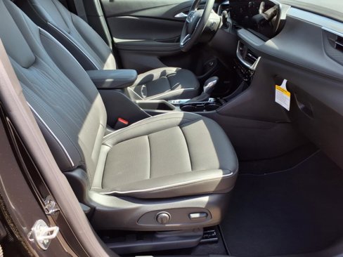 Used 2024 Buick Encore GX Avenir w/ Avenir Technology Package image 28