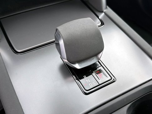 New 2024 Land Rover Discovery Sport S image 23