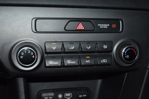 Used 2019 Kia Sportage LX image 12