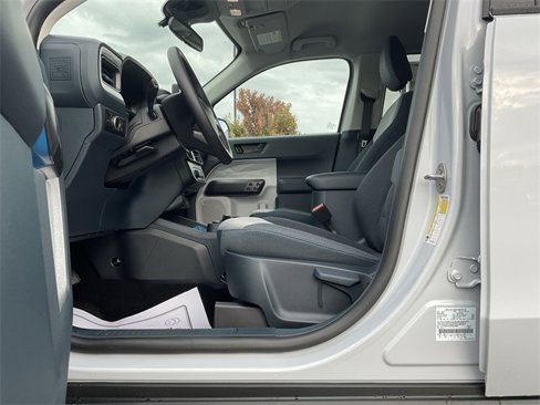 New 2025 Ford Maverick XLT image 12