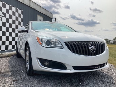 Used 2016 Buick Regal Premium w/ Driver Confidence Package #1 image 3