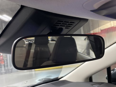 Used 2025 Toyota Corolla LE image 27