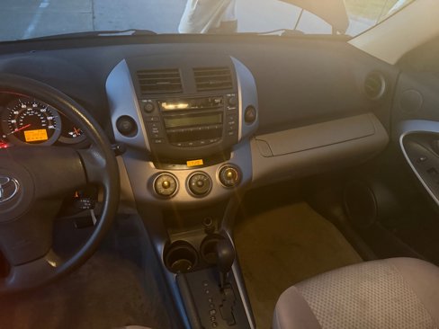 Used 2007 Toyota RAV4 2WD image 10