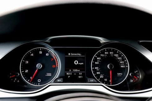 Used 2015 Audi A4 2.0T Premium Plus w/ Technology Package image 5