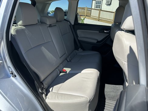 Used 2015 Subaru Forester 2.5i Touring w/ Popular Package #2 image 12
