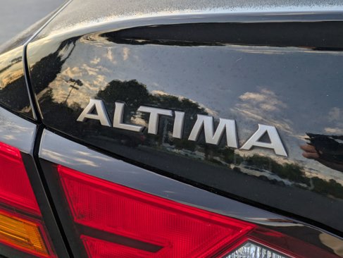 Used 2024 Nissan Altima 2.5 SV image 20