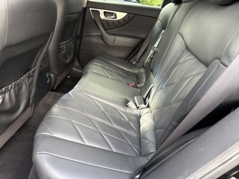 Used 2010 INFINITI FX35 AWD w/ Navigation Pkg image 15