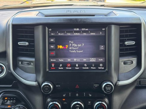 Used 2019 RAM 1500 Big Horn image 10