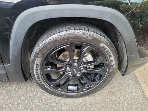 Used 2022 GMC Terrain SLE w/ Driver Convenience Package image 12