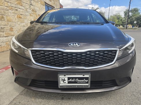 Used 2017 Kia Forte LX image 12