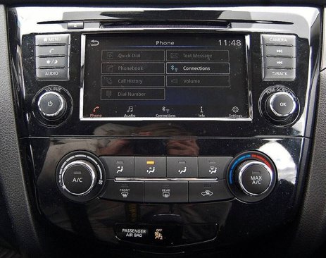 Used 2021 Nissan Rogue Sport S image 19
