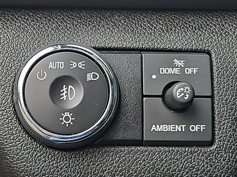 Used 2017 Chevrolet Traverse LT w/ Style and Technology Package image 25