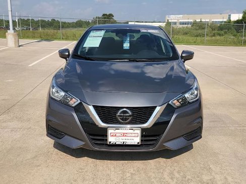 Certified 2021 Nissan Versa SV image 9