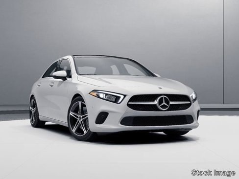 Used 2022 Mercedes-Benz A 220 4MATIC image 1