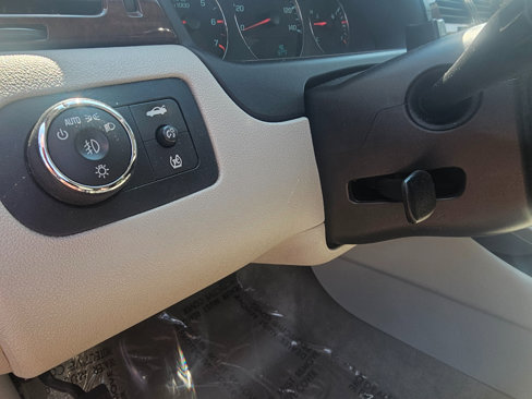 Used 2011 Chevrolet Impala LT image 33