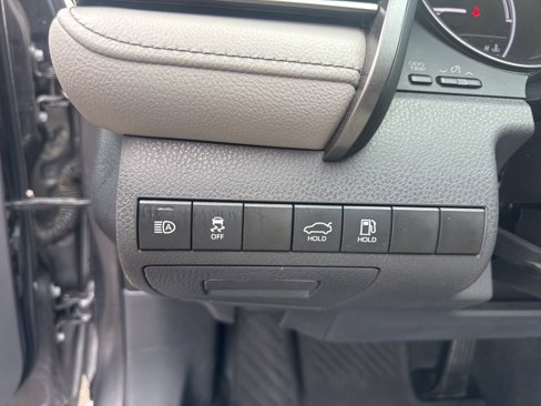Used 2023 Toyota Camry SE image 20