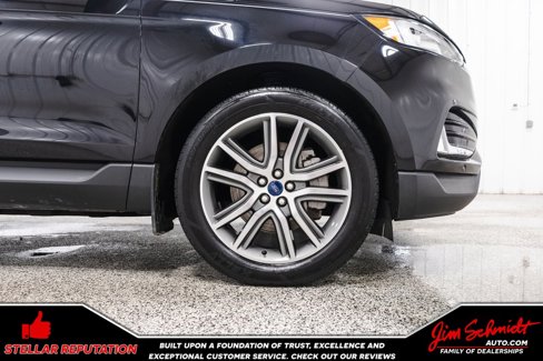 Used 2021 Ford Edge Titanium image 7