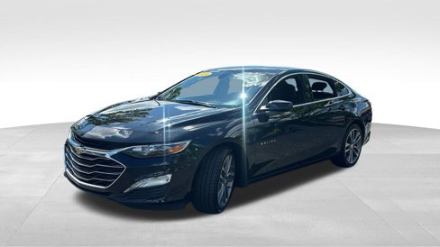 Used 2021 Chevrolet Malibu LT image 3