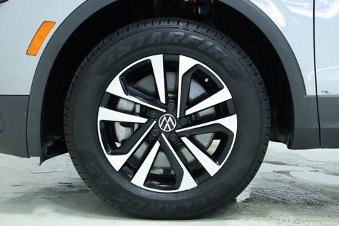 Used 2022 Volkswagen Tiguan S image 7
