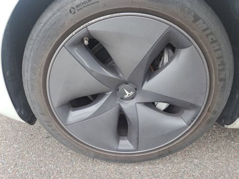 Used 2020 Tesla Model 3 Long Range image 5