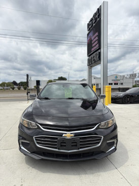 Used 2016 Chevrolet Malibu LT image 2