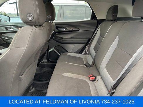 Used 2021 Chevrolet TrailBlazer LT w/ Convenience Package image 9