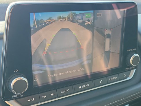 Used 2021 Nissan Rogue SV w/ Premium Package image 33
