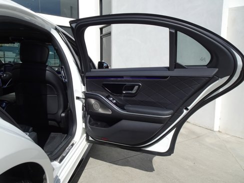 Used 2021 Mercedes-Benz S 580 4MATIC Sedan image 22