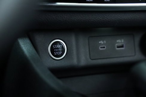 Used 2021 Nissan Rogue SV image 17