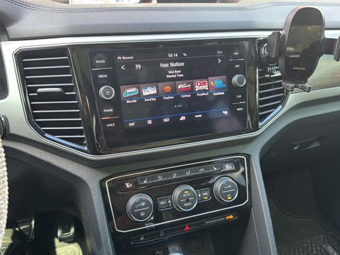 Used 2019 Volkswagen Atlas SEL R-Line image 6
