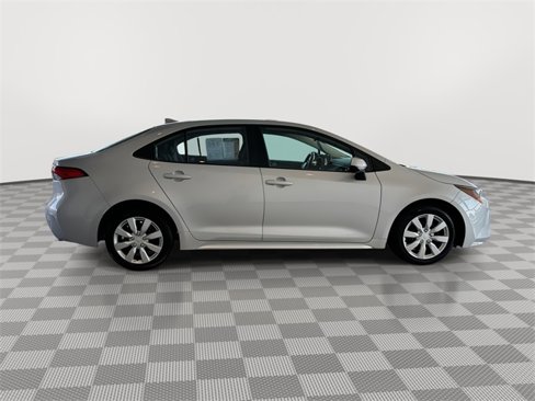 Used 2023 Toyota Corolla LE image 13