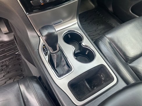 Used 2020 Jeep Grand Cherokee Limited image 21