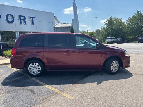 Used 2017 Dodge Grand Caravan SE w/ Power Window Group image 9