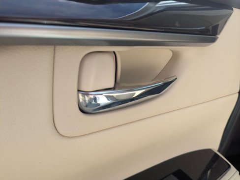 Used 2017 Lexus ES 350 image 25