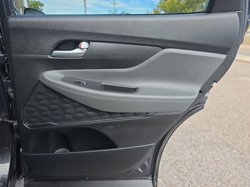 Used 2021 Hyundai Santa Fe SE image 25