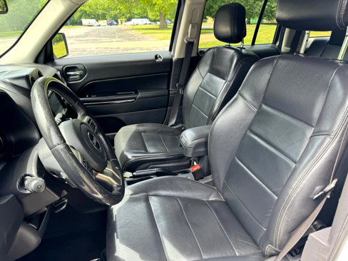 Used 2012 Jeep Patriot Limited w/ Sun/Sound Group image 27