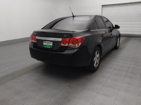Used 2014 Chevrolet Cruze LT image 9