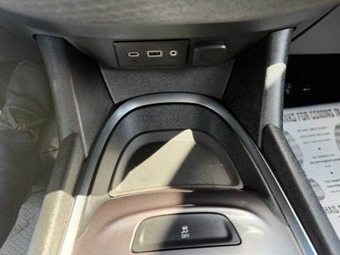 Used 2022 Chevrolet Malibu LT image 52