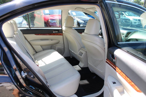 Used 2011 Subaru Legacy 3.6R Limited image 26