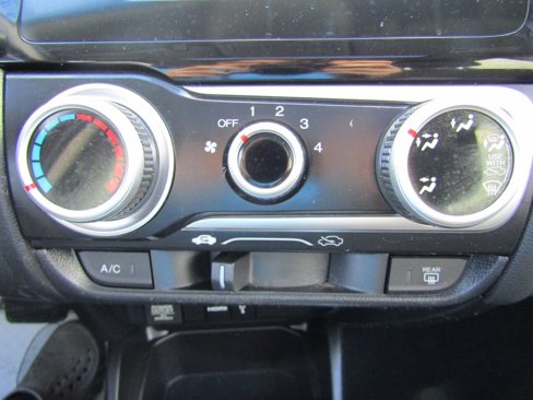 Used 2016 Honda Fit EX image 30