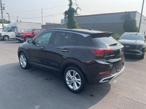 Used 2022 Buick Encore GX Preferred w/ Cold Weather Comfort Package image 8