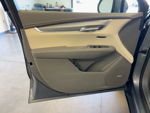 Used 2022 Cadillac XT5 Premium Luxury w/ Technology Package image 21