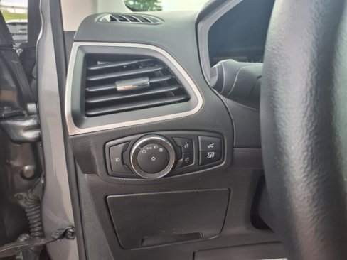 Used 2023 Ford Edge SEL w/ Convenience Package image 15