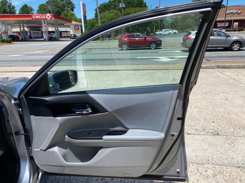 Used 2017 Honda Accord LX image 16
