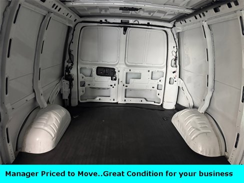 Used 2023 GMC Savana 2500 Extended w/ Driver Convenience Package image 7
