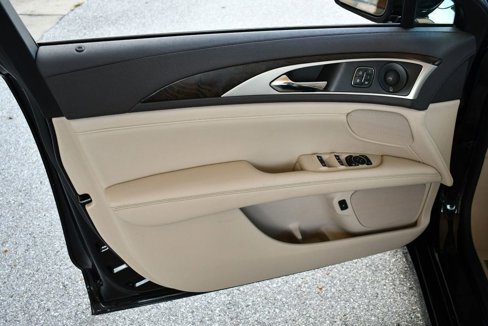 Used 2020 Lincoln MKZ Reserve image 11