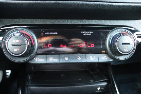 Used 2023 Kia Forte GT-Line w/ GT-Line Premium Package image 32